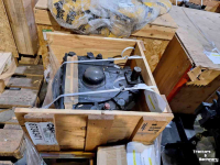 Diverse new spare-parts New Holland Maaidorser+ Hakselaar NH- TC - CX - CSX -FR