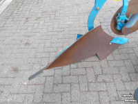 Ploughs Lemken Juwel 7 4 schaar ploeg met vorenpakker