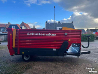 Silage-block distribution wagon Schuitemaker Amigo 20S/30W/40S