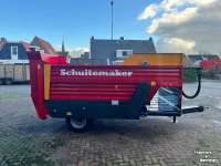 Silage-block distribution wagon Schuitemaker Amigo 20S/30W/40S