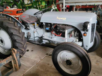 Oldtimers Massey Ferguson Ferguson TEF 20