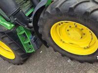 Tractor John Deere 6090M