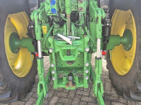 Tractor John Deere 6090M