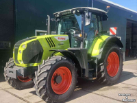 Tractor Claas Arion 610