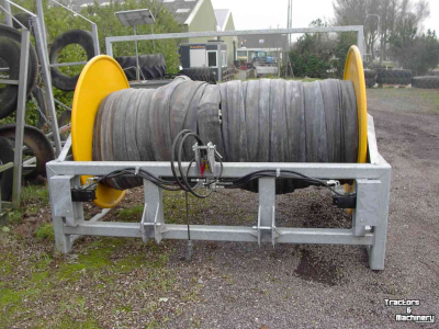 Manure umbilical systems De With Sleepslang systemen