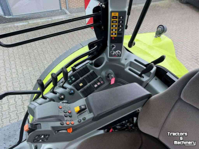 Tractor Claas Arion 610