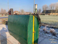 Other machines and accessories for the workshop and yard  Olietank Prisma 2400 ltr
