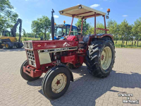 Tractor International 744