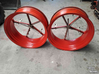 Wheels, Tyres, Rims & Dual spacers  38inch naar 32inch