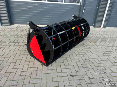 Silage Grabbucket / Grabfork Hemach Silagegrijper / Pelikaanbak  Giant aankoppeling