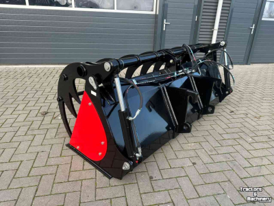 Silage Grabbucket / Grabfork Hemach Silagegrijper / Pelikaanbak  Giant aankoppeling