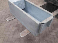 Other livestock equipment and accessories  Waterbak