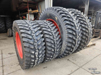 Wheels, Tyres, Rims & Dual spacers Michelin Michelin Roadbib 650/65R42 en 540/65R30. Passend op oa Fendt 700 serie