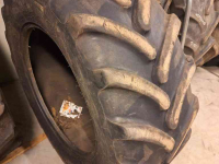 Wheels, Tyres, Rims & Dual spacers Firestone 440/65X28 Buitenband 50%