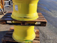 Wheels, Tyres, Rims & Dual spacers John Deere 20x32