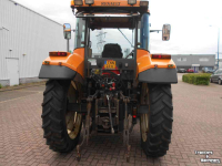 Tractor Renault ares 550