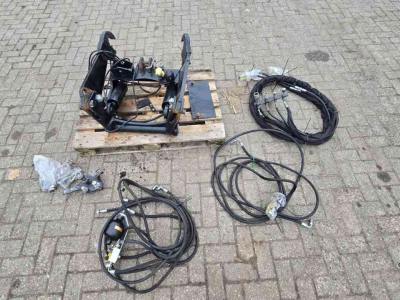 Front-hitch & Pto Zuidberg Fronthef passend op o.a. MF5400