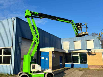 Articulated platforms  Nifty niftylift HR15N