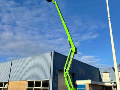 Articulated platforms  Nifty niftylift HR15N
