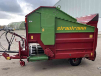Silage-block distribution wagon Strautmann UBVW