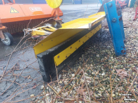 Rubber yard scraper Nido Sneeuwschuif