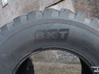 Wheels, Tyres, Rims & Dual spacers BKT ridemax 697 710/70r38 90%