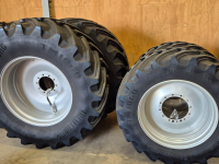 Wheels, Tyres, Rims & Dual spacers  Trelleborg 750/70R44 + 650/60R38
