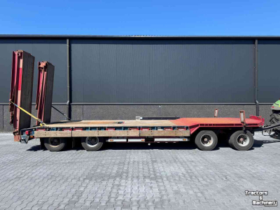 Low loader / Semi trailer Nooteboom 4-asser Nooteboom dieplader met dubbellange kleppen