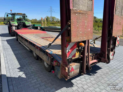 Low loader / Semi trailer Nooteboom 4-asser Nooteboom dieplader met dubbellange kleppen