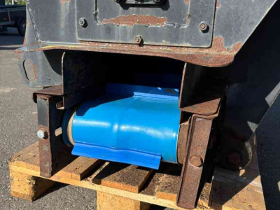 Sawdust spreader for boxes VDW Bedding Master XL 150