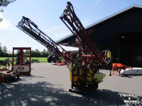 Fieldsprayer pull-type Hardi 800ltr   21 mtr