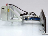 Manure scraper Qmac Modulo Gummischieber für Gülle 2.10 mtr mit anbau Manitou