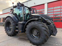 Tractor Valtra Q265