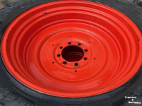 Wheels, Tyres, Rims & Dual spacers Pirelli 18.4R38 ploegbanden