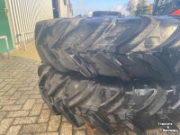 Wheels, Tyres, Rims & Dual spacers Michelin Agribib 13.6R38 + 13.6R24 op verstelvelgen