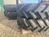 Wheels, Tyres, Rims & Dual spacers Michelin Agribib 13.6R38 + 13.6R24 op verstelvelgen