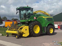 Forage-harvester John Deere 8400 HAKSELAAR