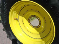 Wheels, Tyres, Rims & Dual spacers Trelleborg 710/70 r42 tm900