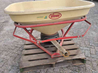 Fertilizer spreader Vicon Pendelstrooier