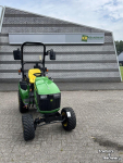 Small-track Tractor John Deere 2026R