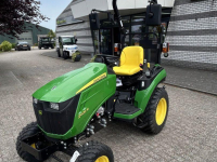 Small-track Tractor John Deere 2026R