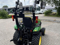 Small-track Tractor John Deere 2026R