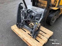Front-hitch & Pto Valtra Fronthef / Frontlift / Front-hef voor Q-serie