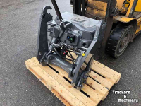 Front-hitch & Pto Valtra Fronthef / Frontlift / Front-hef voor Q-serie
