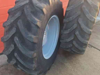 Wheels, Tyres, Rims & Dual spacers Firestone 440/65x24 10%