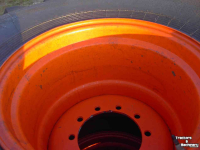 Wheels, Tyres, Rims & Dual spacers Nokian 28 L x 26
