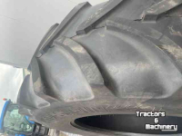 Wheels, Tyres, Rims & Dual spacers Vredestein 520x85R38 traction