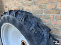 Wheels, Tyres, Rims & Dual spacers Taurus 270/95R46