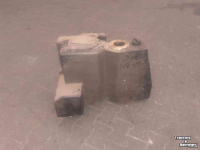 Diverse used spare-parts Massey Ferguson Hydrauliektank 7400-serie