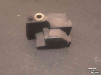 Diverse used spare-parts Massey Ferguson Hydrauliektank 7400-serie
